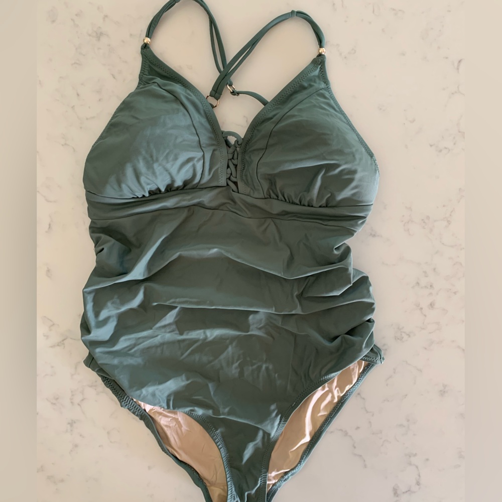 Pea in the Pod Maternity Swimsuit - Small